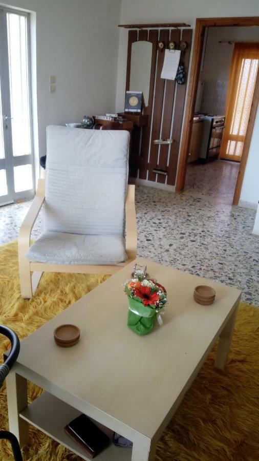 Apartmán To Spiti Stin Aliki Artemida  Exteriér fotografie